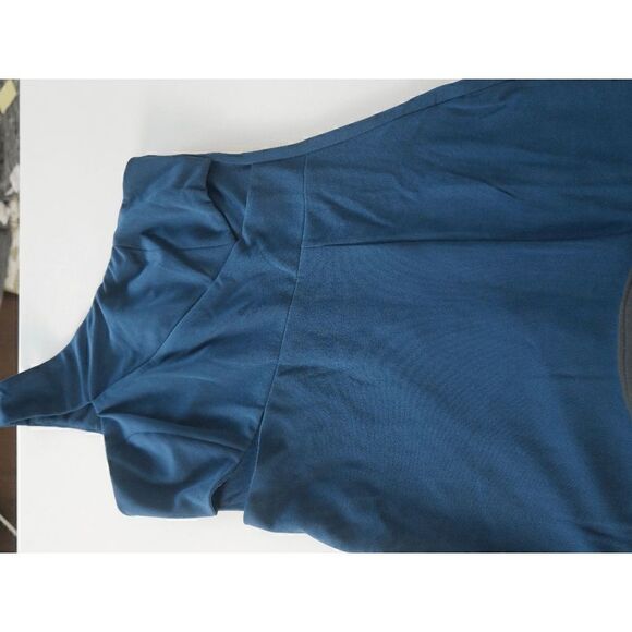 Lulu's Emerald Green Crushed Velvet Twist-Front Crop Top XS - Picture 6 of 6